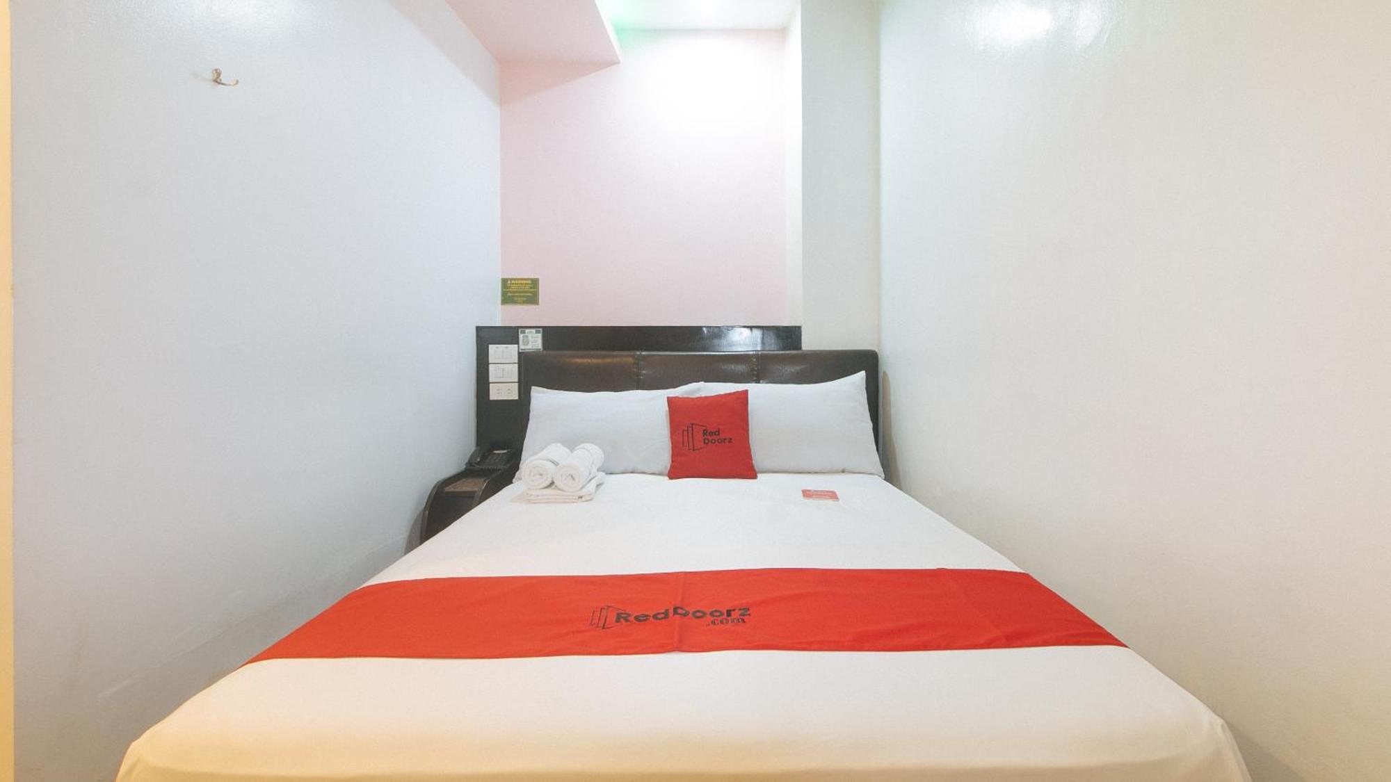 Reddoorz At Ranchotel Alabang Muntinlupa City Экстерьер фото
