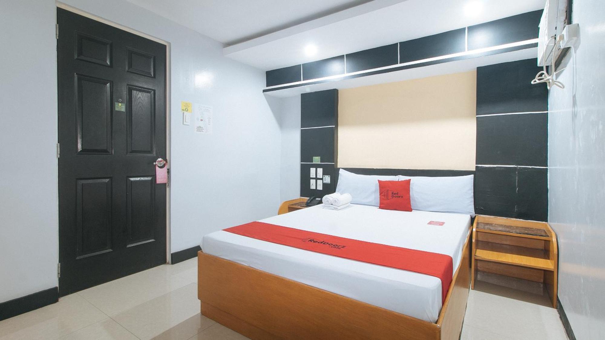 Reddoorz At Ranchotel Alabang Muntinlupa City Экстерьер фото